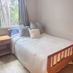 Wood Full Size Bed And Mattress