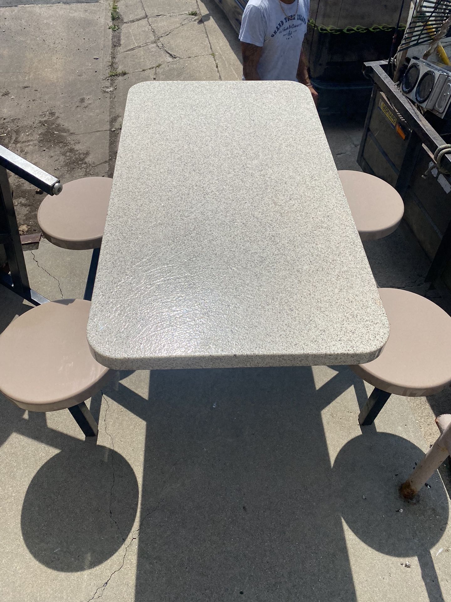Indoor/Outdoor Seat-Tables