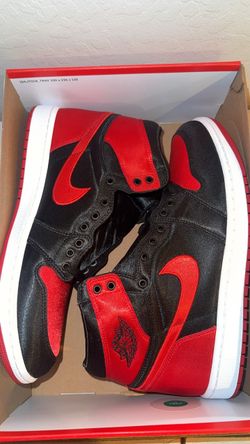 Jordan 1 Satin size 10.5M
