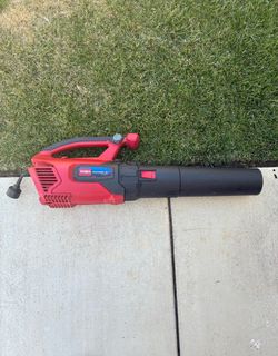 Toro PowerJet F700 Electric Leaf Blower