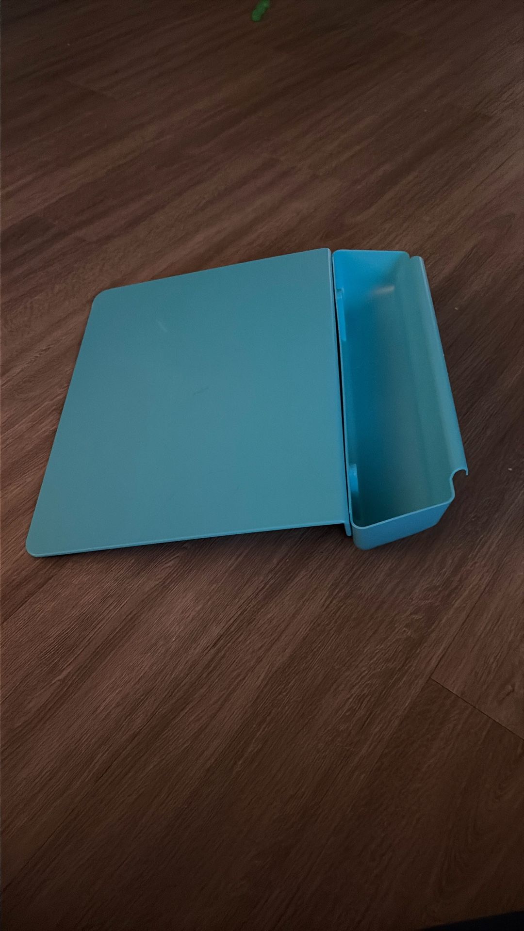 Plastic Cutting Board With Discard Bin