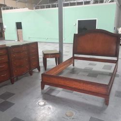 Real Wood Bedroom Set 