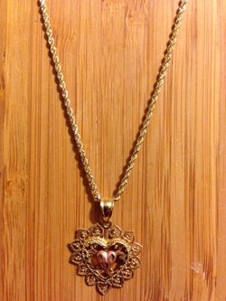 14k gold heart PENDAT chain 2mm long 20 1/2 gr 6.2