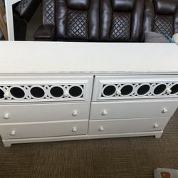 Vanity Dresser 