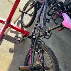 20” Hyper Shocker BMX Bike