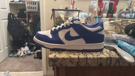 Nike low - Youth 7, women’s 8.5