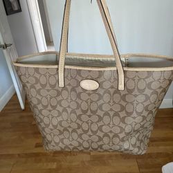 Coach tote