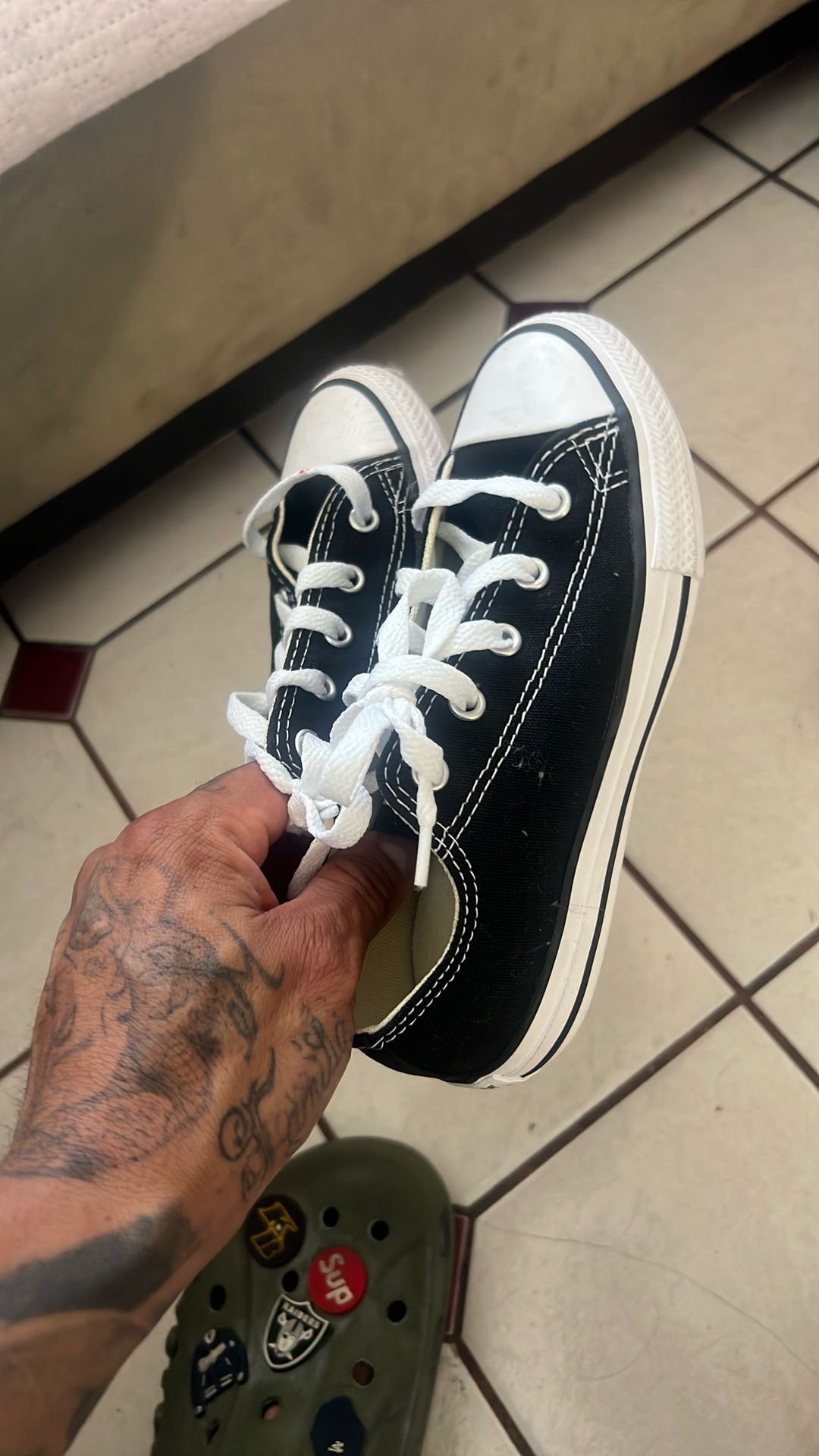 converse shoes