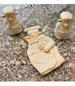 Vintage Cooks Club Ceramic Chef Pig Spoon Rest & Shakers Set