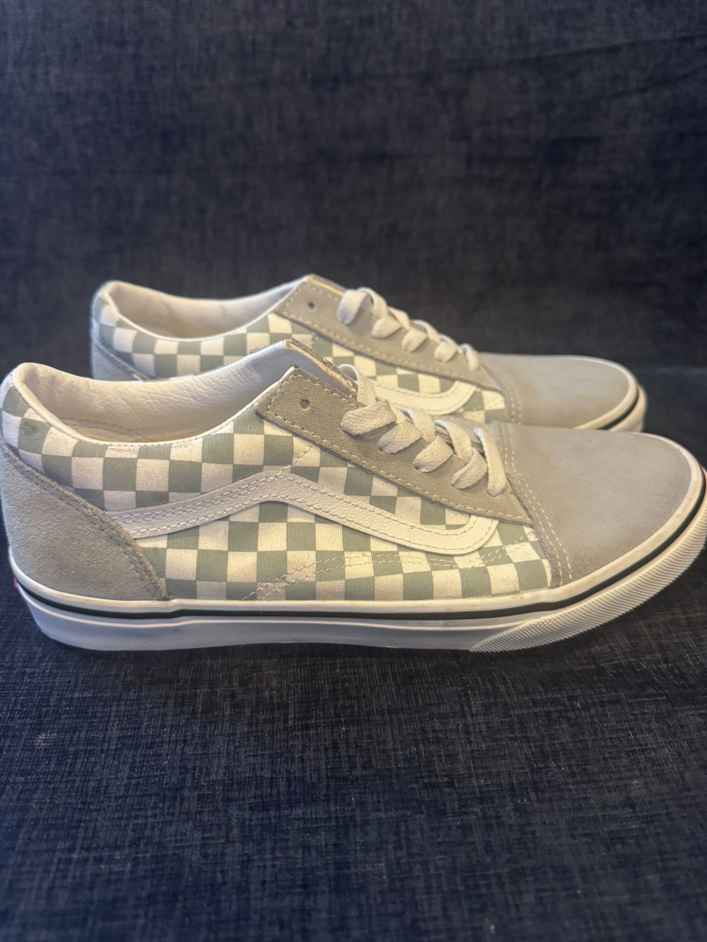 7y Vans