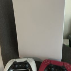 PS5 With 2 controllers