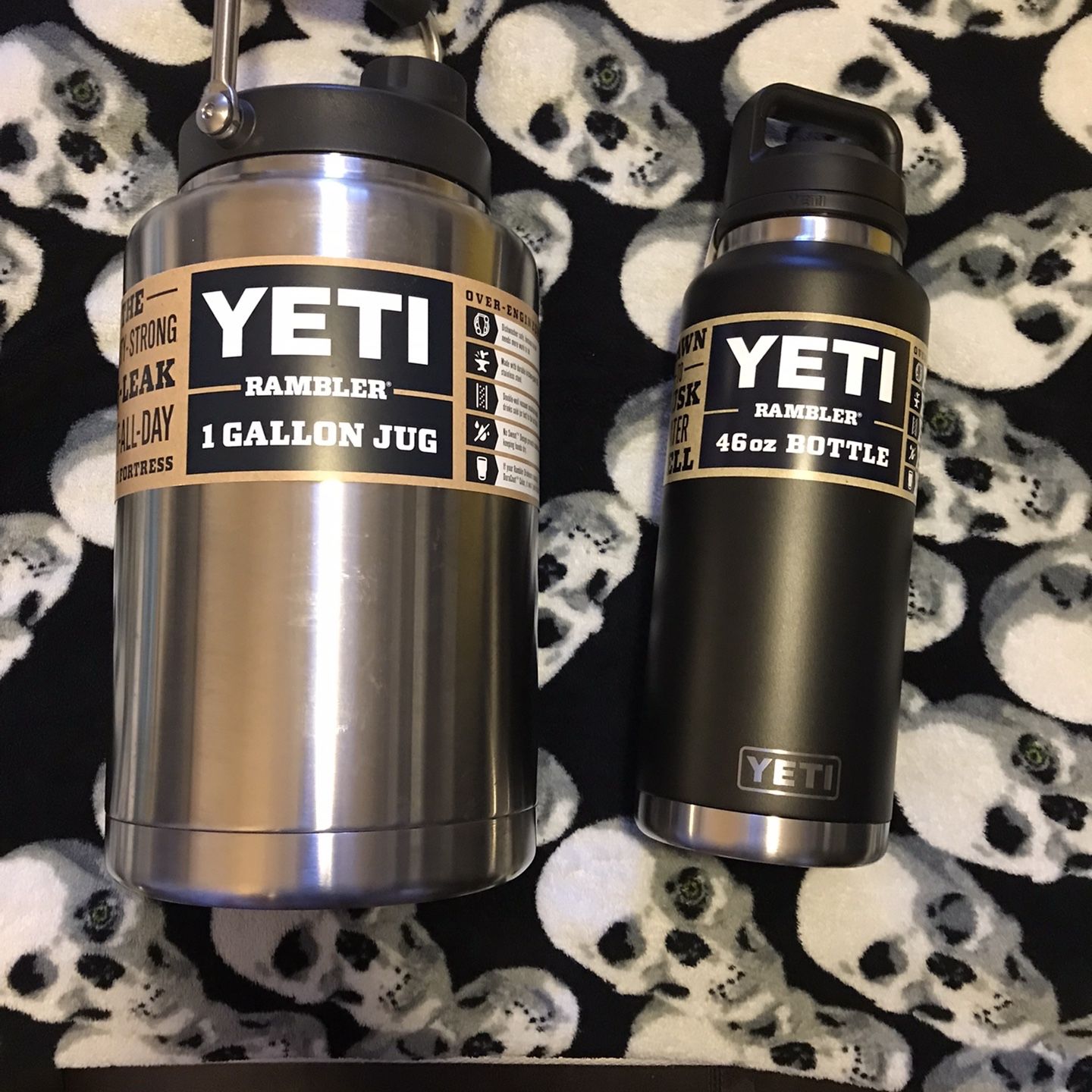 Yeti 1 Gallon And 46 oz Jug for Sale in Las Vegas, NV - OfferUp