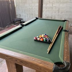 Pool Table - Billiard 