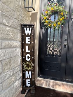 Handmade Interchangeable Welcome Sign