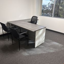 Ch-Brand new custom Executive office L shape desk on a standard base ,office E desk