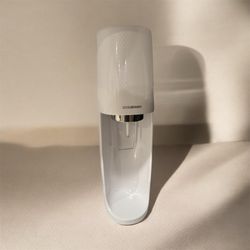 SodaStream white excellent condition