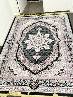 Carpet, Black And White