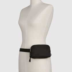 (New) Gap Women’s Belt Bag