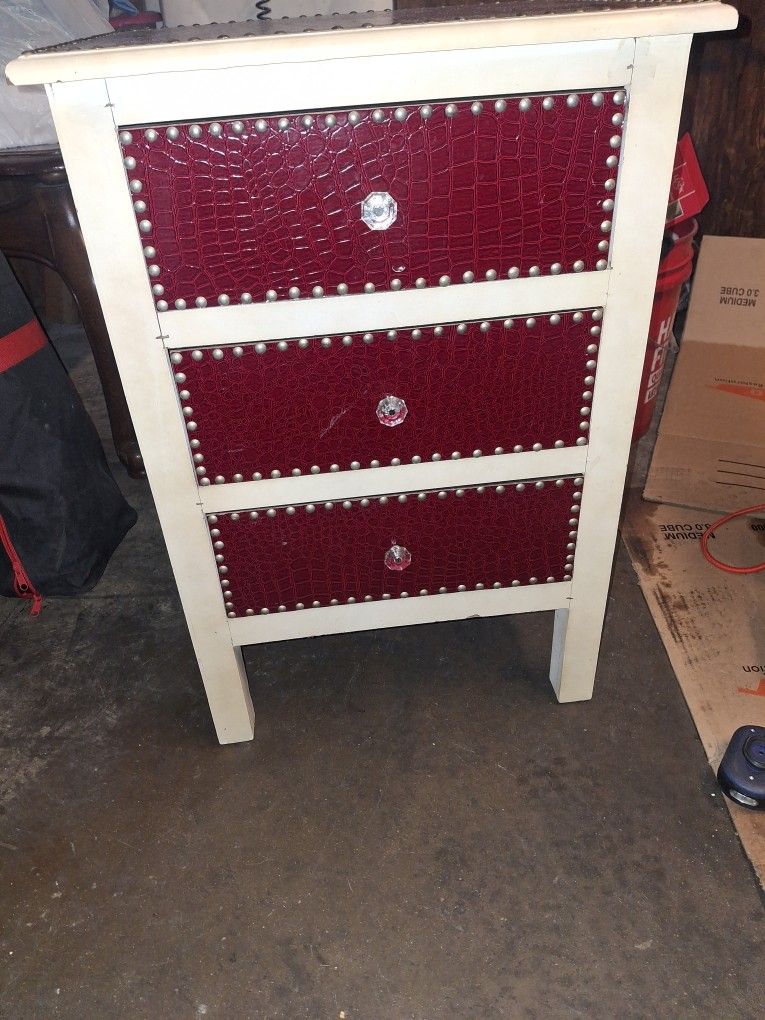 Dresser