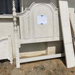 Queen Size Wooden Headboard And Foot Board