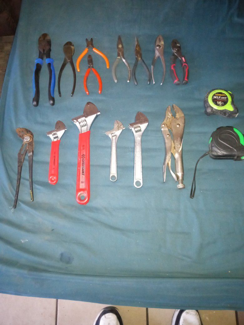 Adjustable Wrenches, Vise Grips , Electric Side Cutters Klein Tools