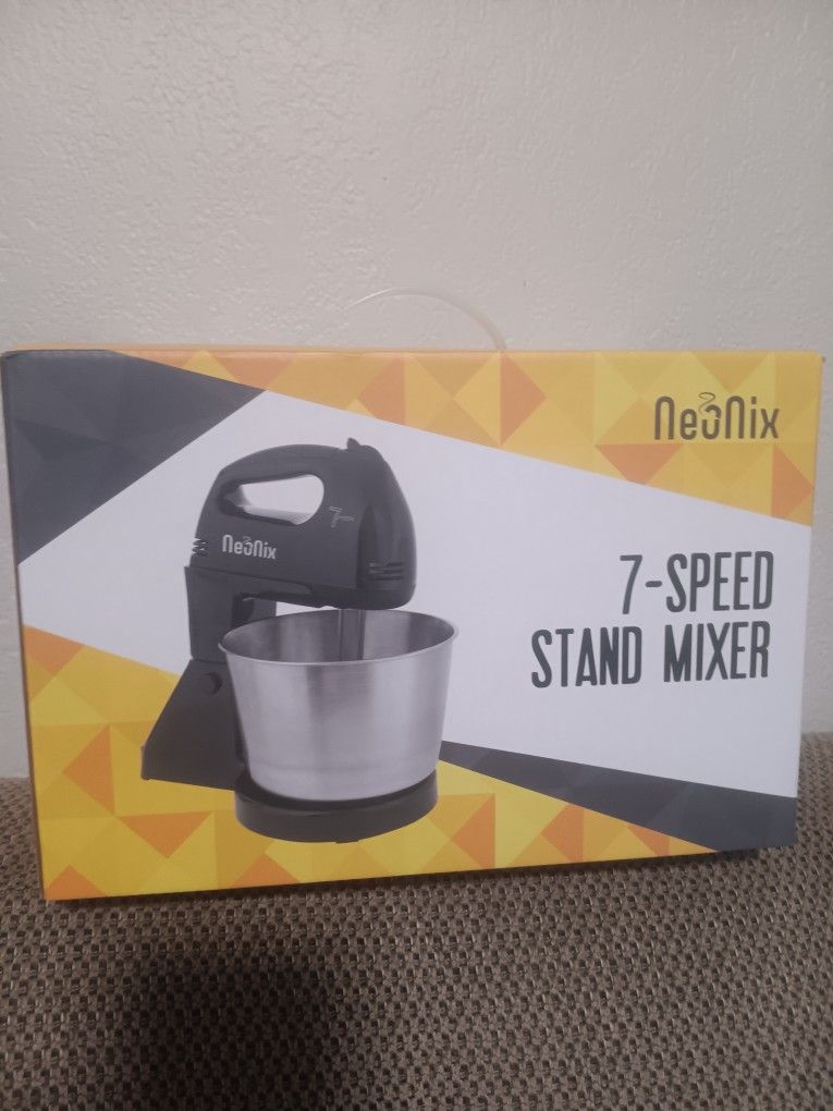 7 - SPEED STAND MIXER