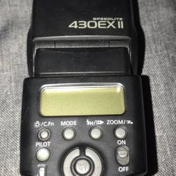 Canon 430 EX II Speedlite Flash 
