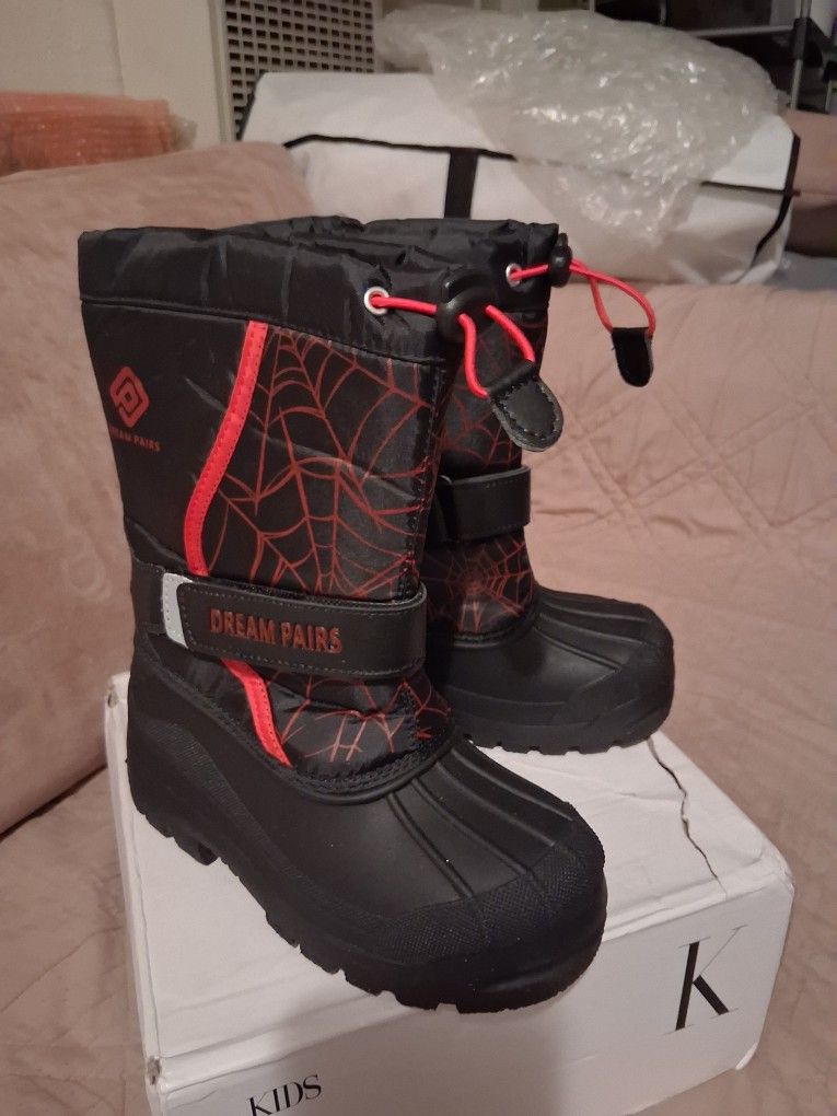 Dream Pairs Kid's Waterproof Snow Boots Size 13 (New)