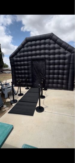 Inflatable Club
