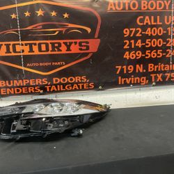 TOYOTA SIENNA 2021-2024 LH HEADLIGHT FULL LED OEM