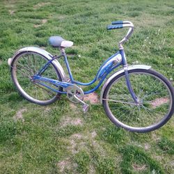 Schwinn Debutante Beach Cruiser 