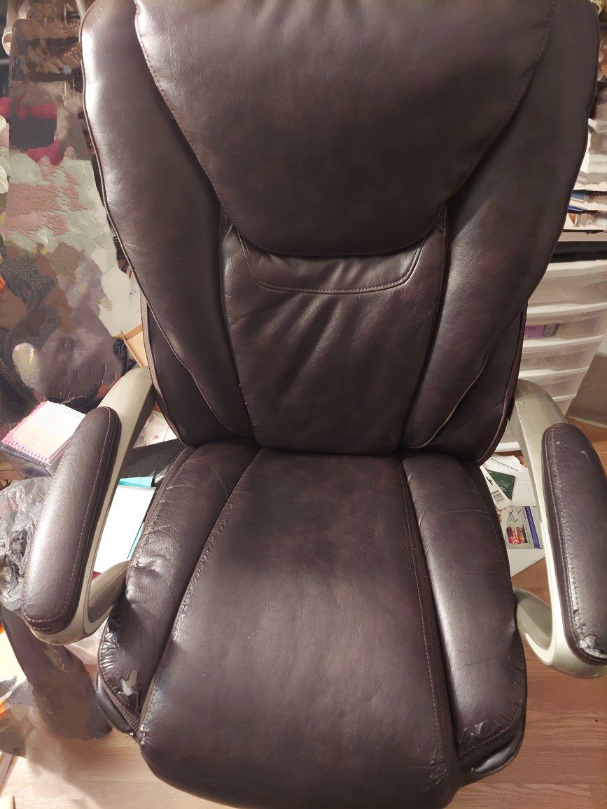 Serta Executive Leather Chair 