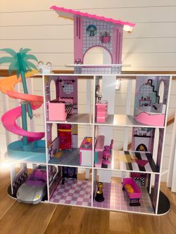 Barbie DreamHouse + Barbie Convertible – Excellent Condition