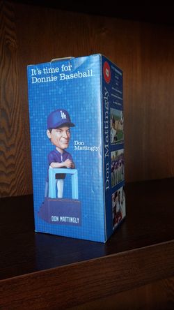 Bobblehead Dodger Don Mattingly , 2011