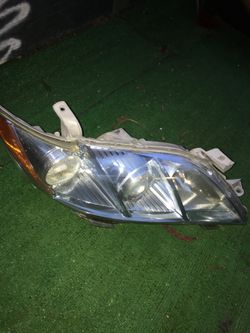 2009 toyota camry hybrid factory head lights
