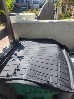 Free Tesla 3 trunk mat (must bring Tesla)