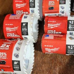 6 Milwaukee Hole Dozer bi-metal hole saws