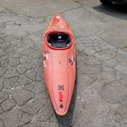 Perception Pirouette White Water Kayak