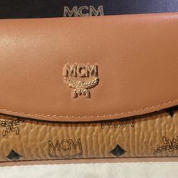 MCM Woman’s Wallet