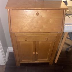 Furniture. Great Condition.