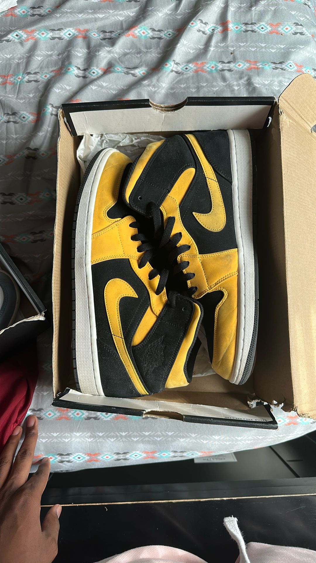 Air Jordan 1 Mid