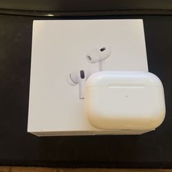AIRPOD PRO (GREAT CONDITION)