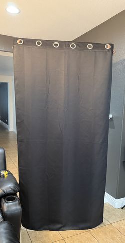 Set of 4 black curtain panels
