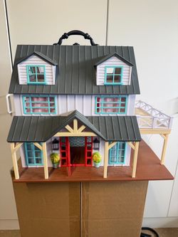 Honey bee play house