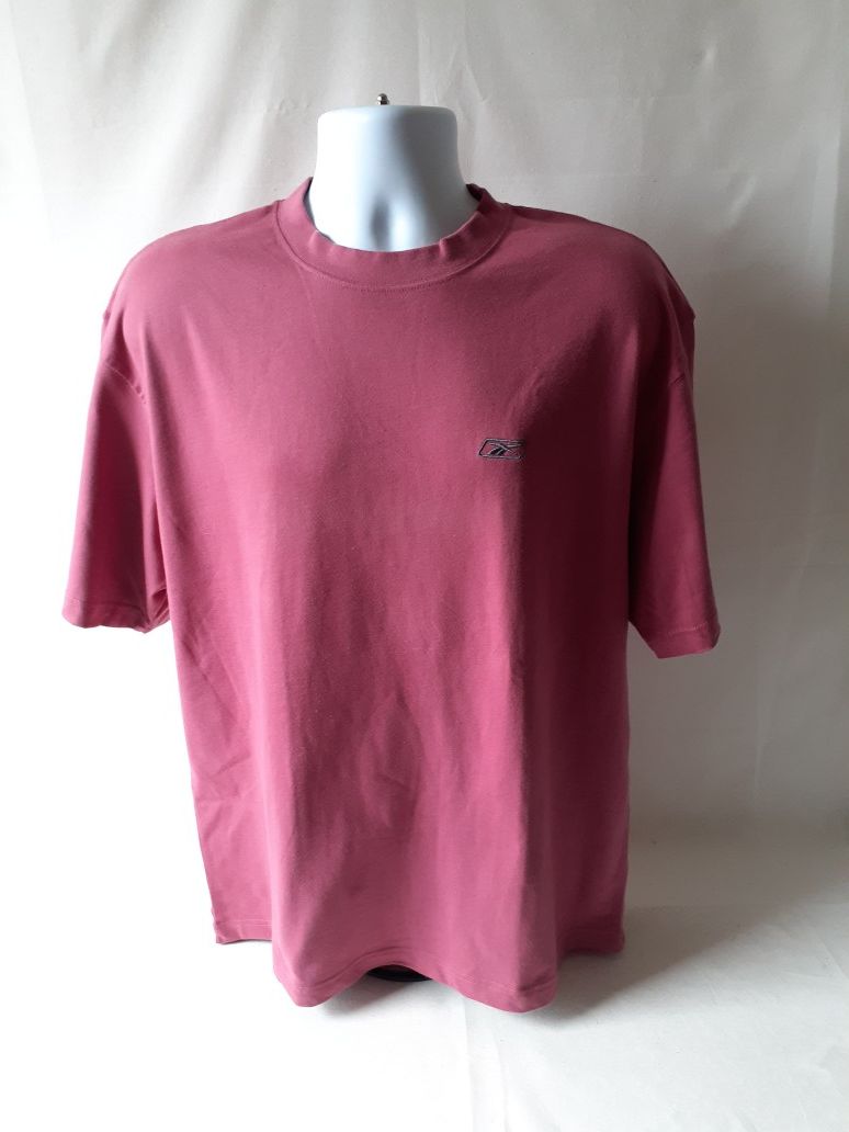 Reebok men's purple short sleeve t-shirt size L