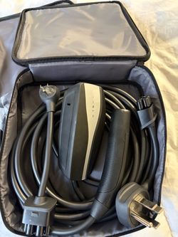 Tesla mobile charger