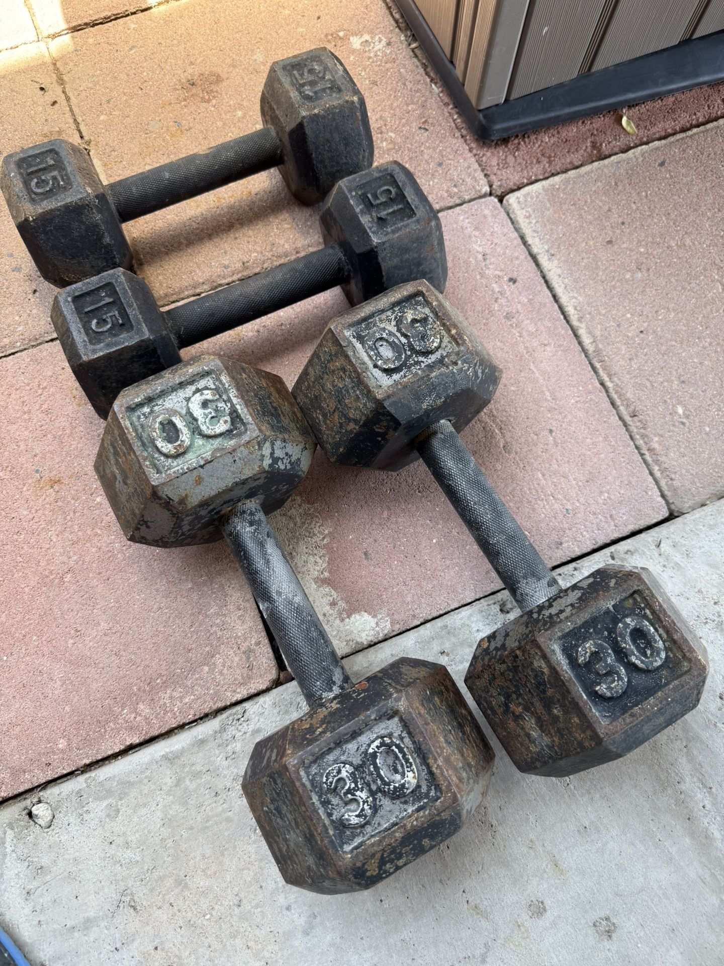 30 Lbs & 15 Lbs Dumbbell Sets