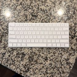 Apple keyboard