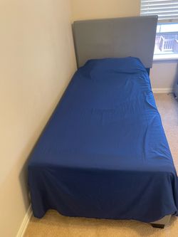 Bed with mattress (twin size)