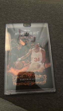 Wild Card Hakeem Olajuwon Monster Hit Lights Out 1/1